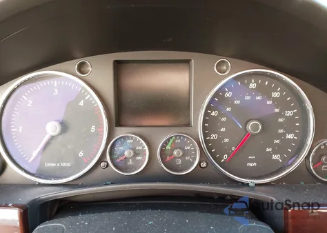 2004 Volkswagen Touareg V10 Tdi z USA, uszkodzony, nr VIN WVGHH77L84D082350